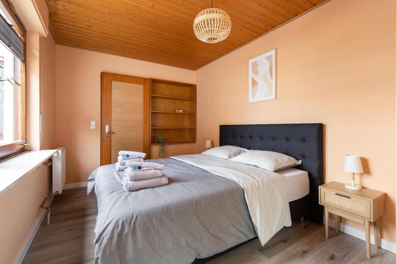 Appartamento Haus Blaue Traube Mit Moselblick Ediger-Eller Esterno foto