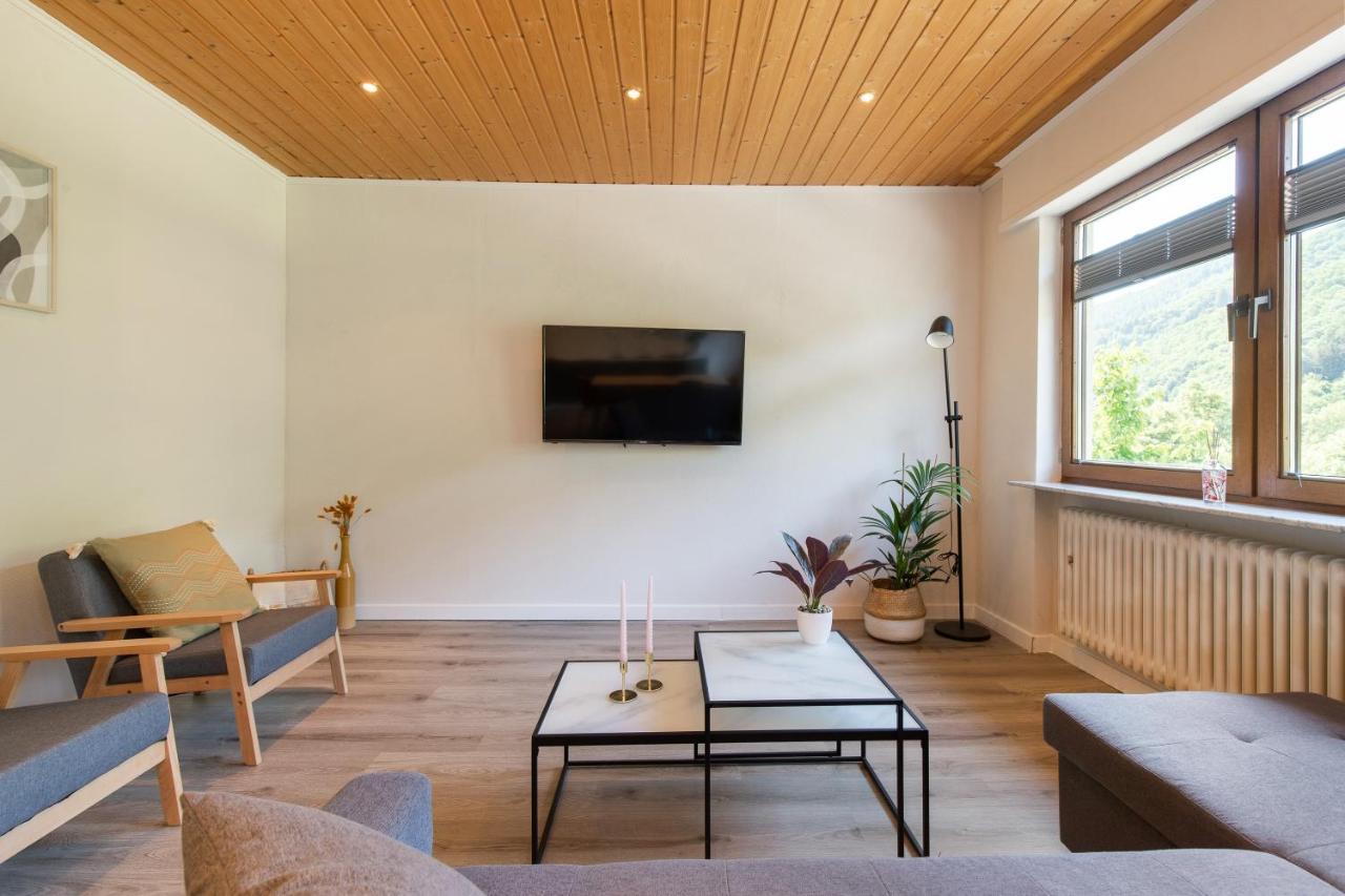 Appartamento Haus Blaue Traube Mit Moselblick Ediger-Eller Esterno foto