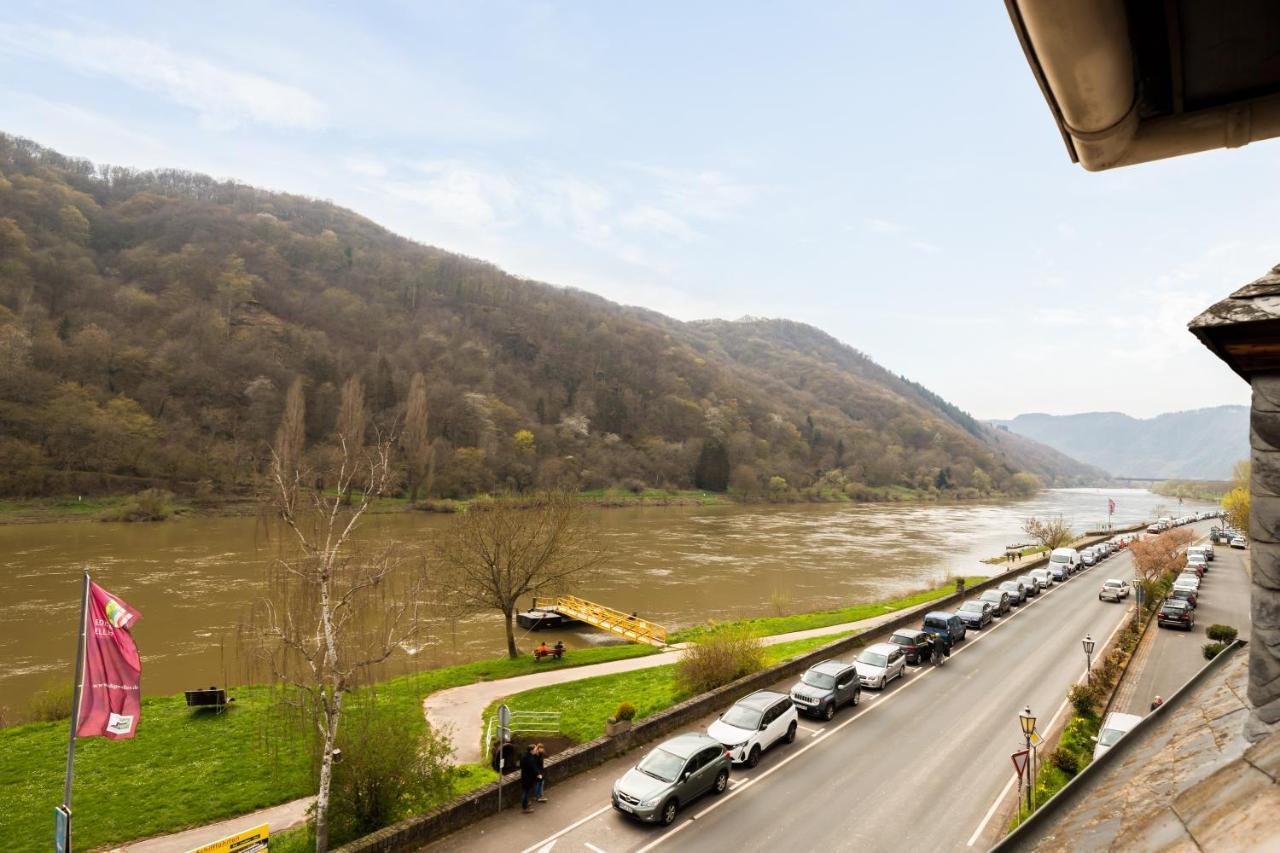 Appartamento Haus Blaue Traube Mit Moselblick Ediger-Eller Esterno foto