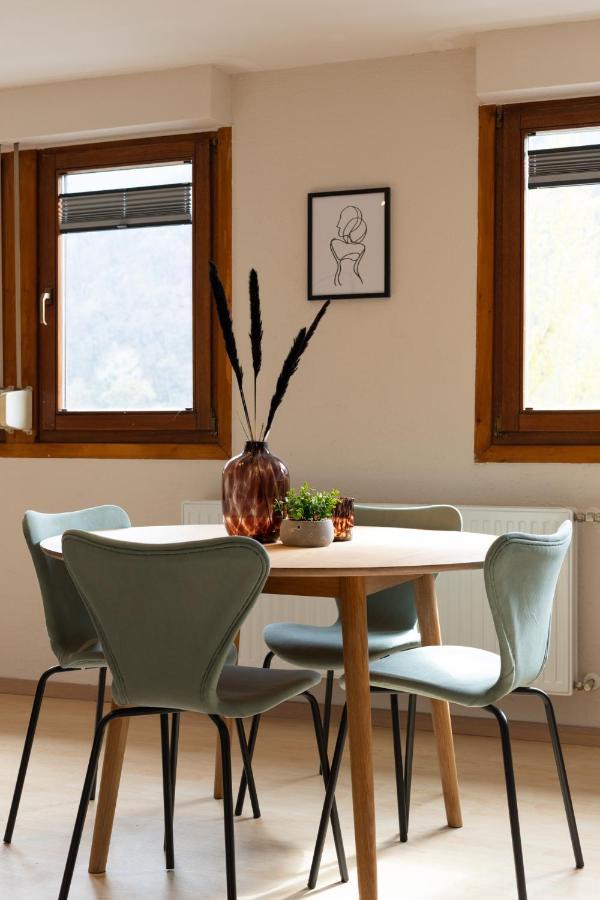 Appartamento Haus Blaue Traube Mit Moselblick Ediger-Eller Esterno foto