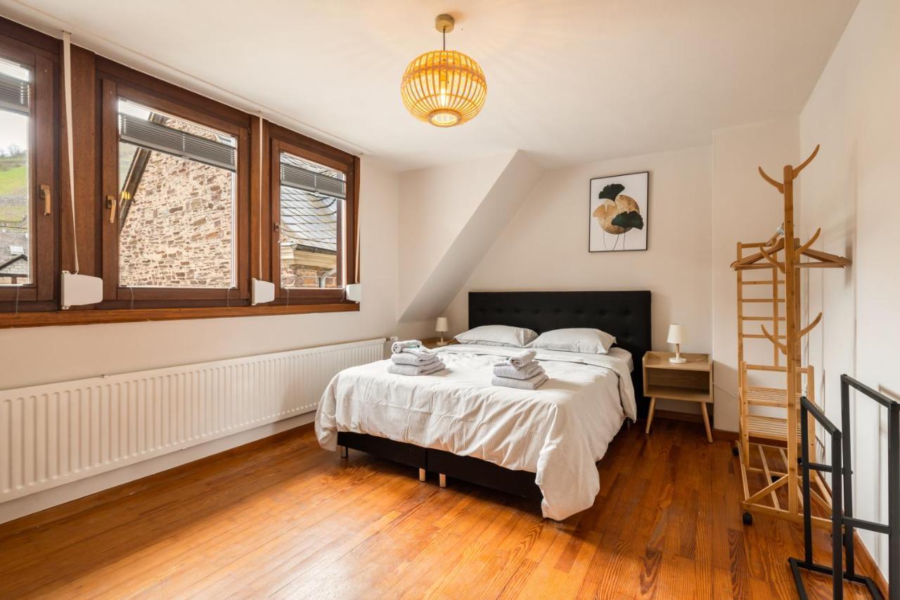 Appartamento Haus Blaue Traube Mit Moselblick Ediger-Eller Esterno foto